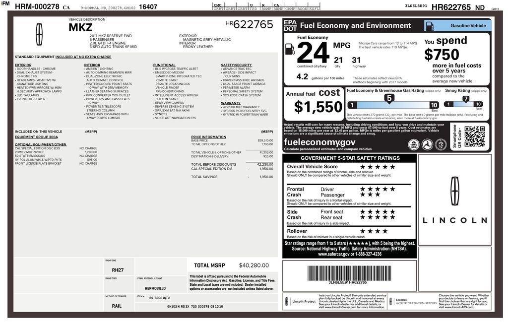 Used 2017 Gray Lincoln Reserve image 2