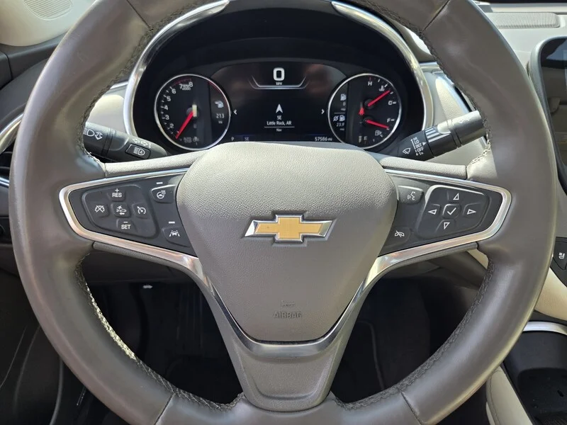 Used 2024 Mineral Gray Metallic CHEVROLET LT image 29