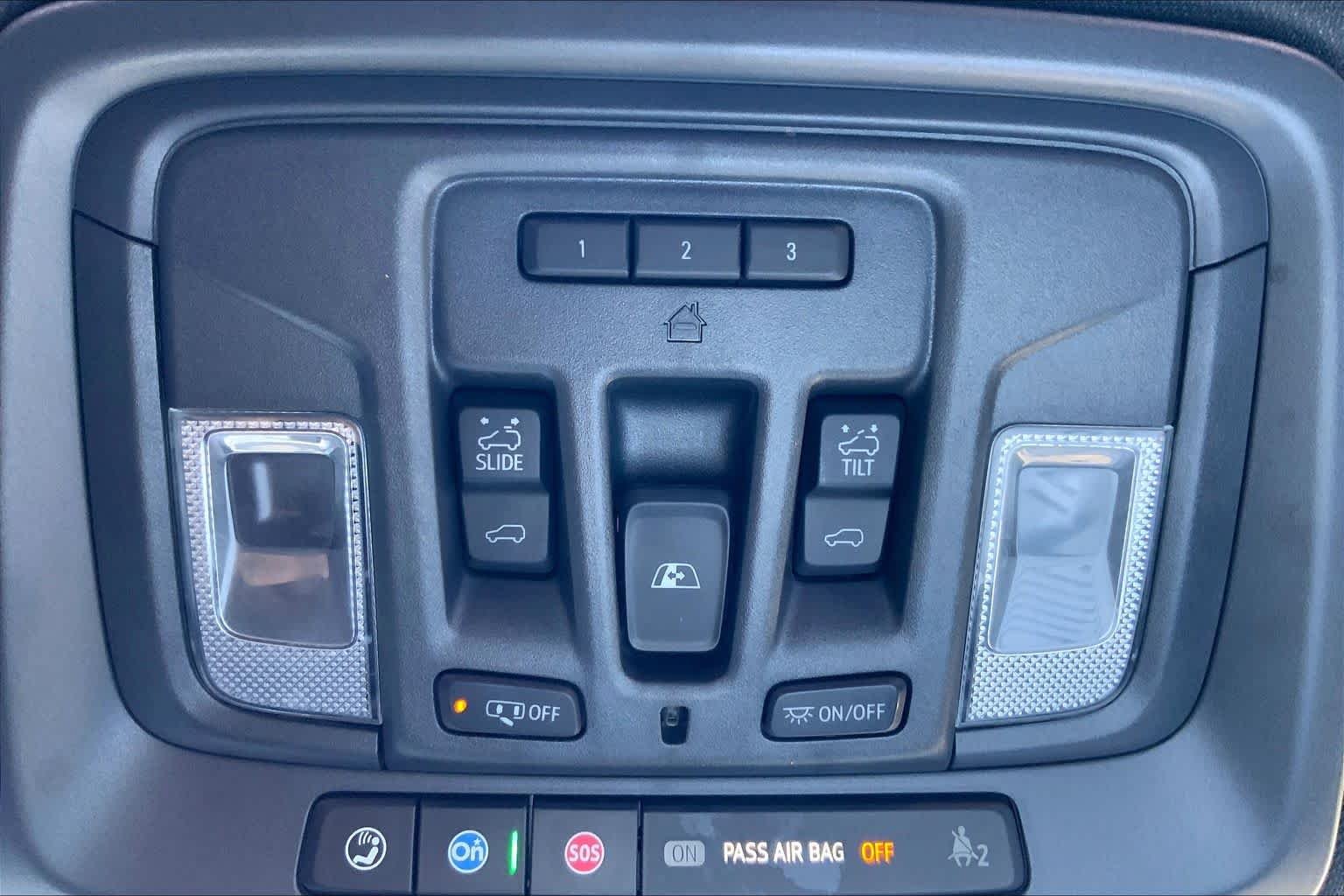 Used 2025 Onyx Black GMC AT4 image 35