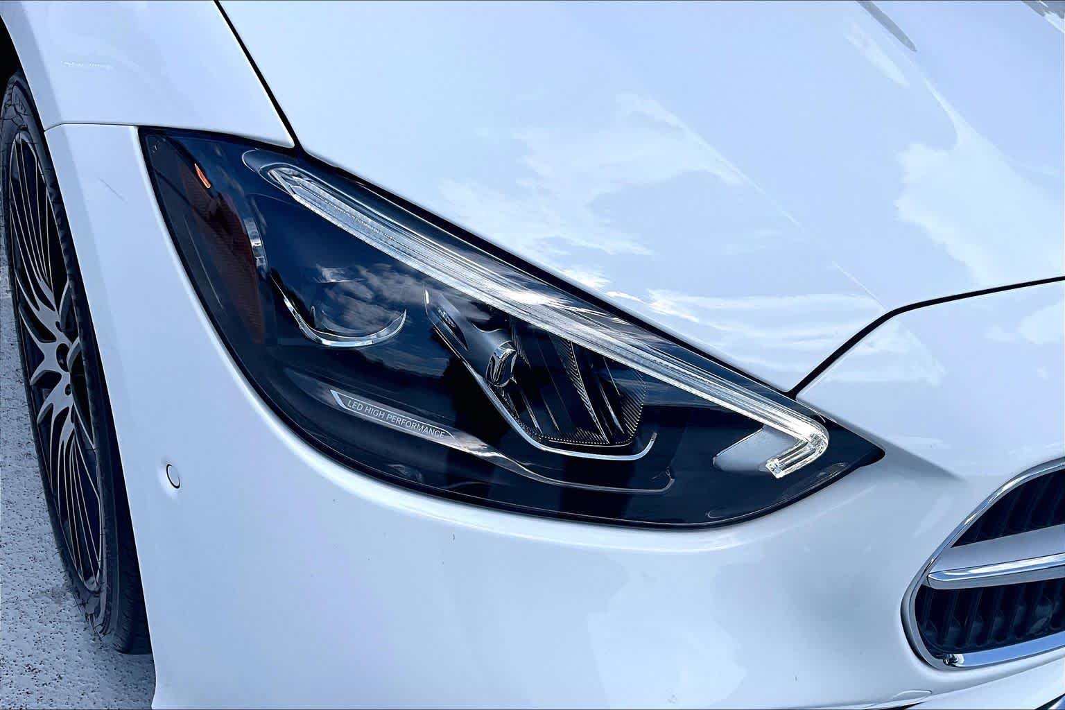 Certified Used 2025 Polar White Mercedes-Benz C 300 image 28