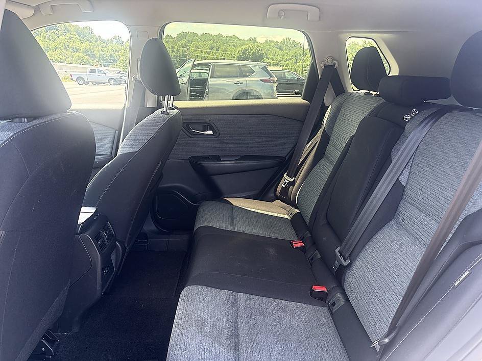 Used 2023 Gun Metallic Nissan SV image 21