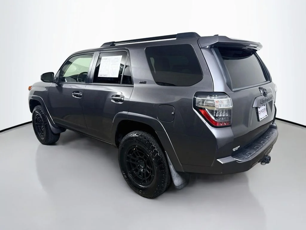 Used 2021 Magnetic Gray Metallic Toyota SR5 image 5