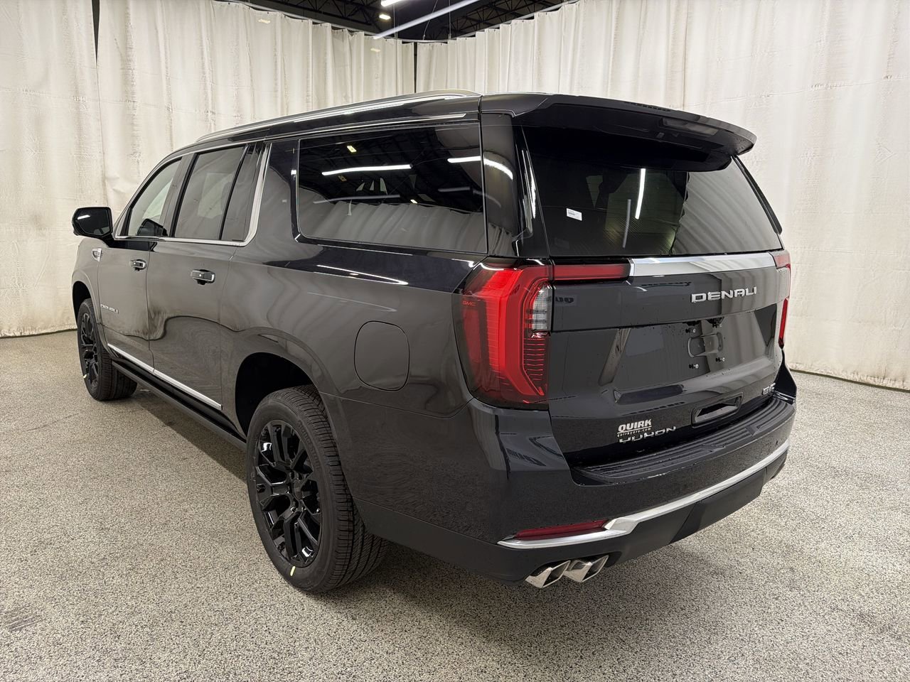 2026 GMC Yukon XL Denali - Photo 9