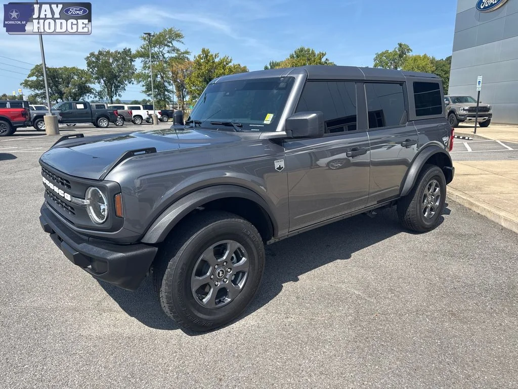 Used 2025 Gray Metallic Ford Big Bend image 2