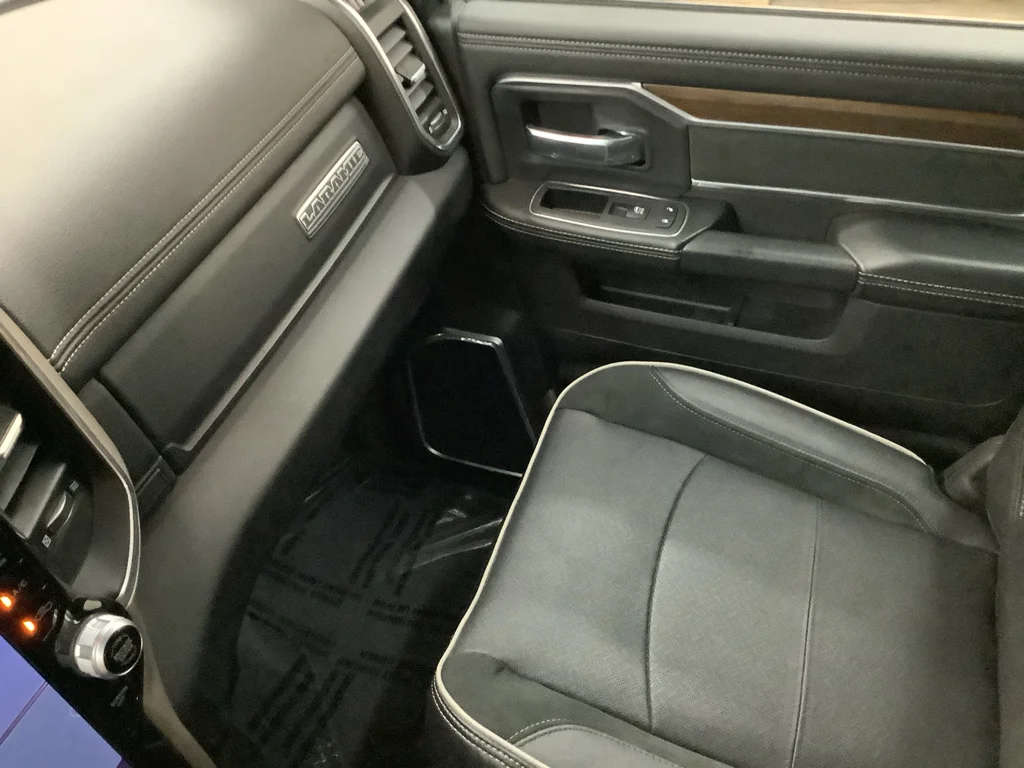 Used 2024 Granite Crystal Metallic Clearcoat Ram Laramie image 23