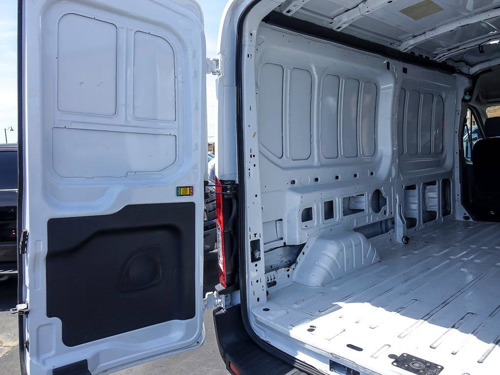 Used 2023 Oxford White Ford Base image 25