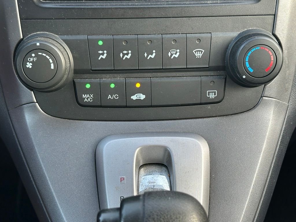 Used 2009 Black Honda LX image 17