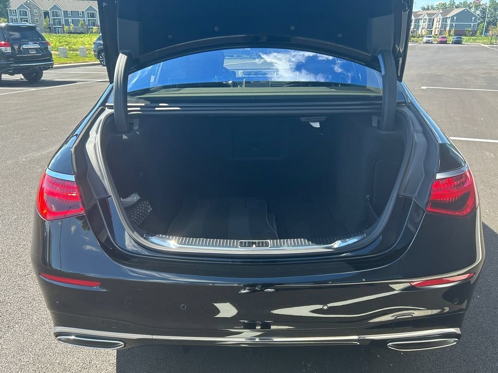 New 2026 Black Mercedes-Benz S580 image 46