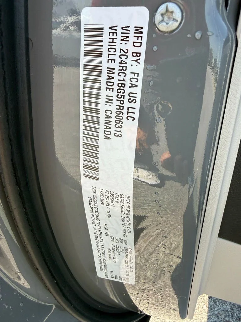 Used 2023 White Chrysler Touring L image 22