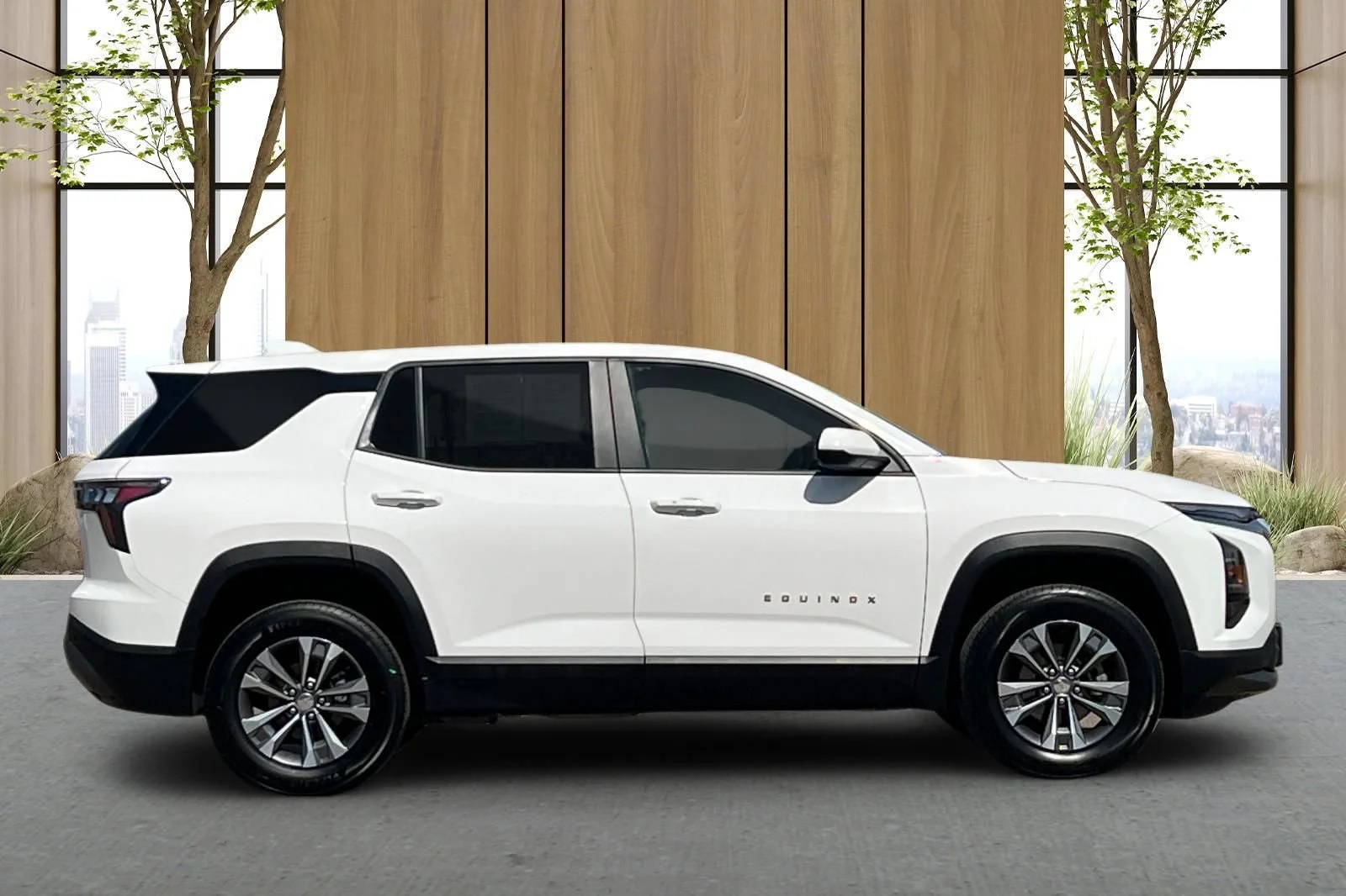 Used 2025 Summit White Chevrolet LT image 3