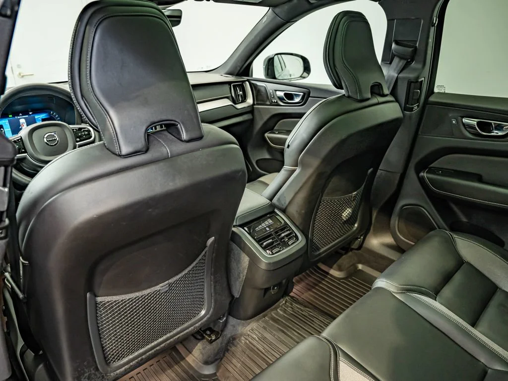 Used 2022 Gray Metallic Volvo B5 R-Design image 36