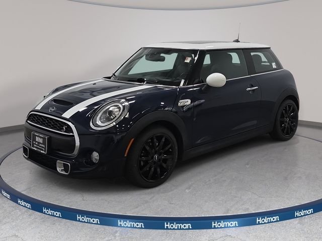 2019 MINI Hardtop Cooper S Iconic's photo