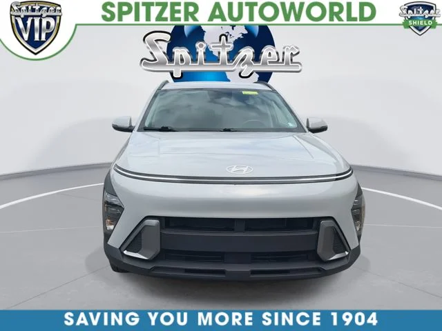 Used 2024 Gray Hyundai SEL image 3