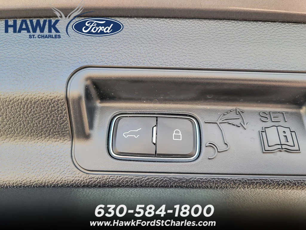 Used 2023 Gray Metallic Ford XLT image 22