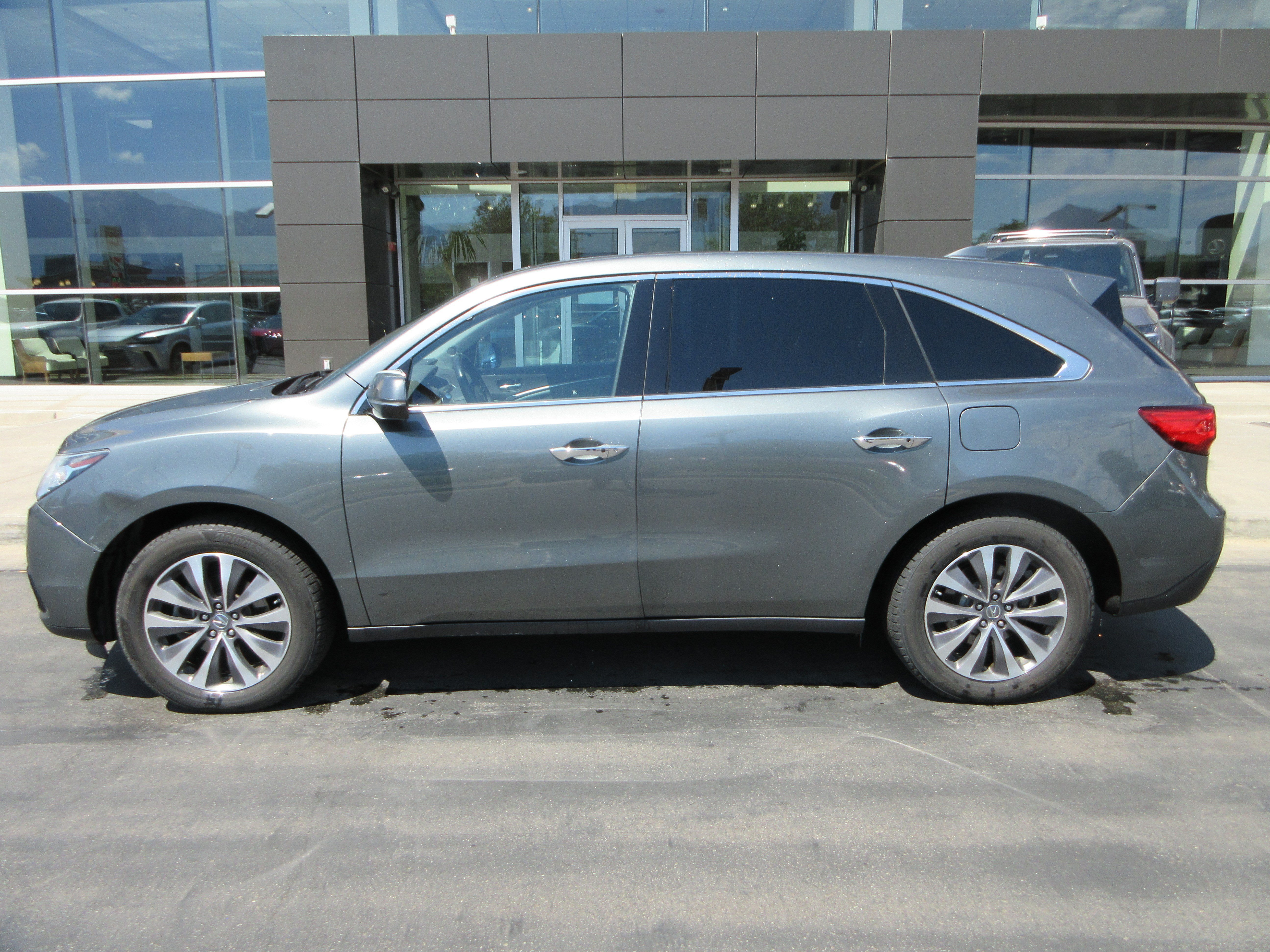 Used 2016 Forest Mist Metallic Acura w/Tech image 3