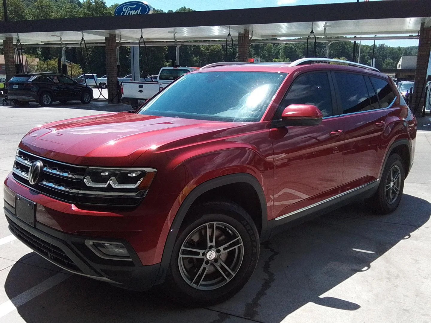 2019 Volkswagen Atlas 3.6L V6 SEL AWD photo