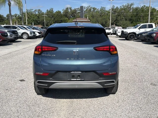 Used 2024 Blue Buick Preferred image 5