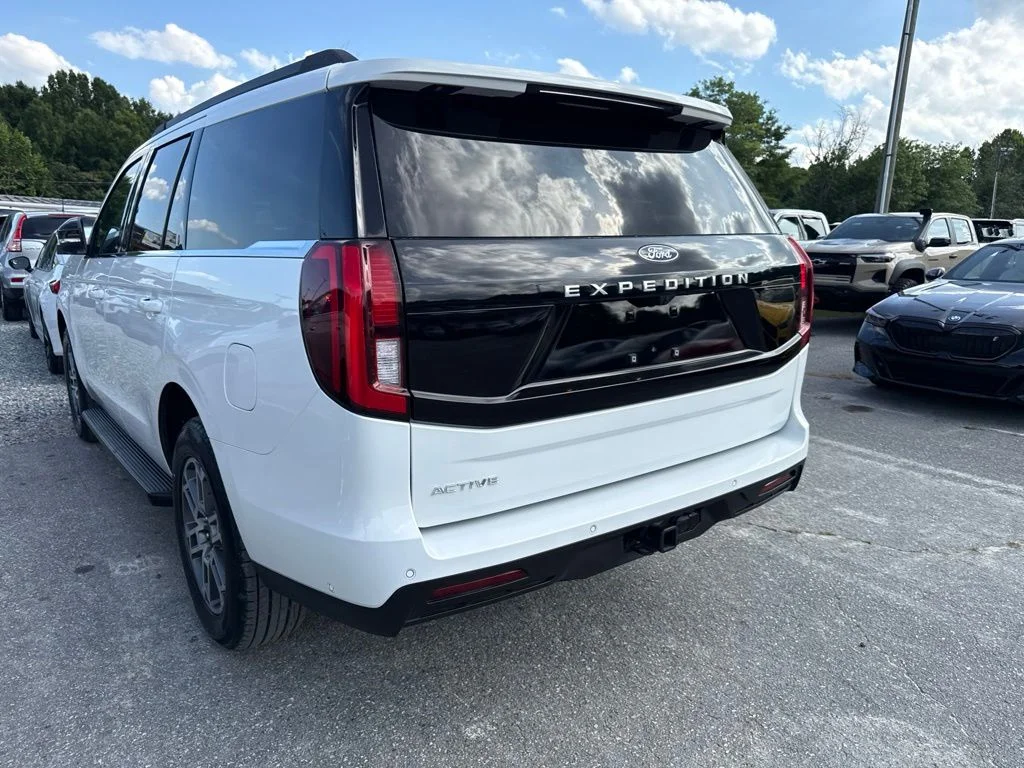Used 2025 White Ford Active image 6