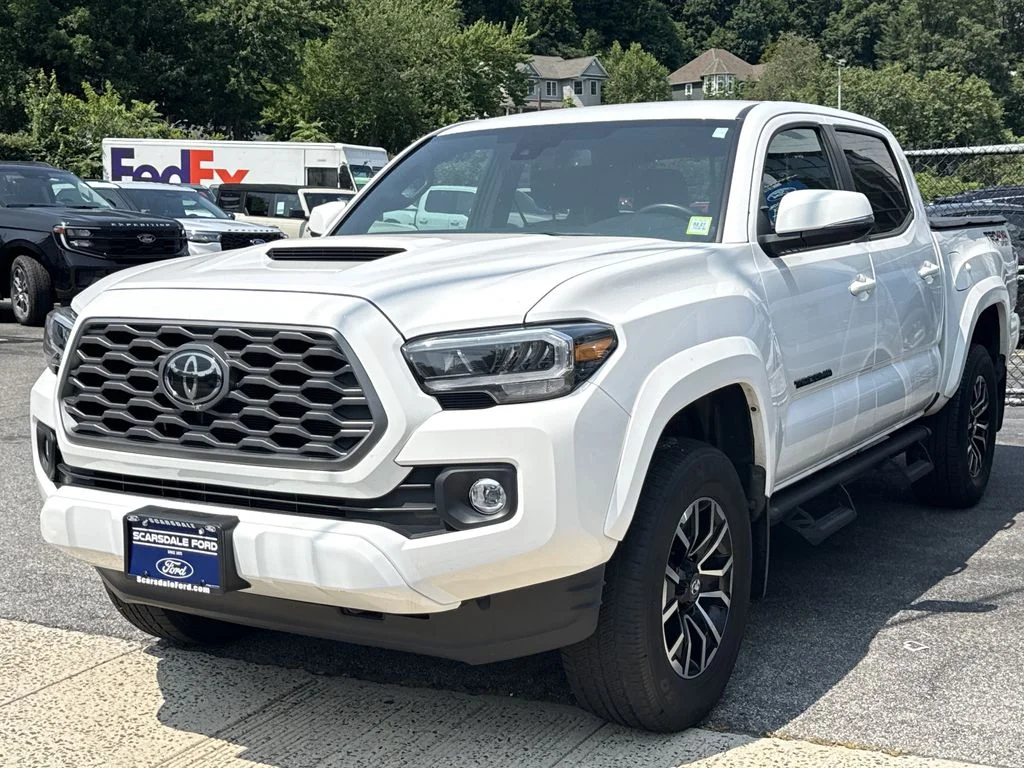 Used 2023 Ice Toyota TRD Sport image 3