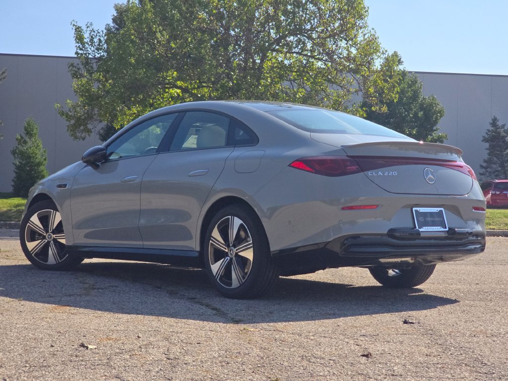 New 2027 MANUFAKTUR Alpine Grey Mercedes-Benz CLA 220 image 46