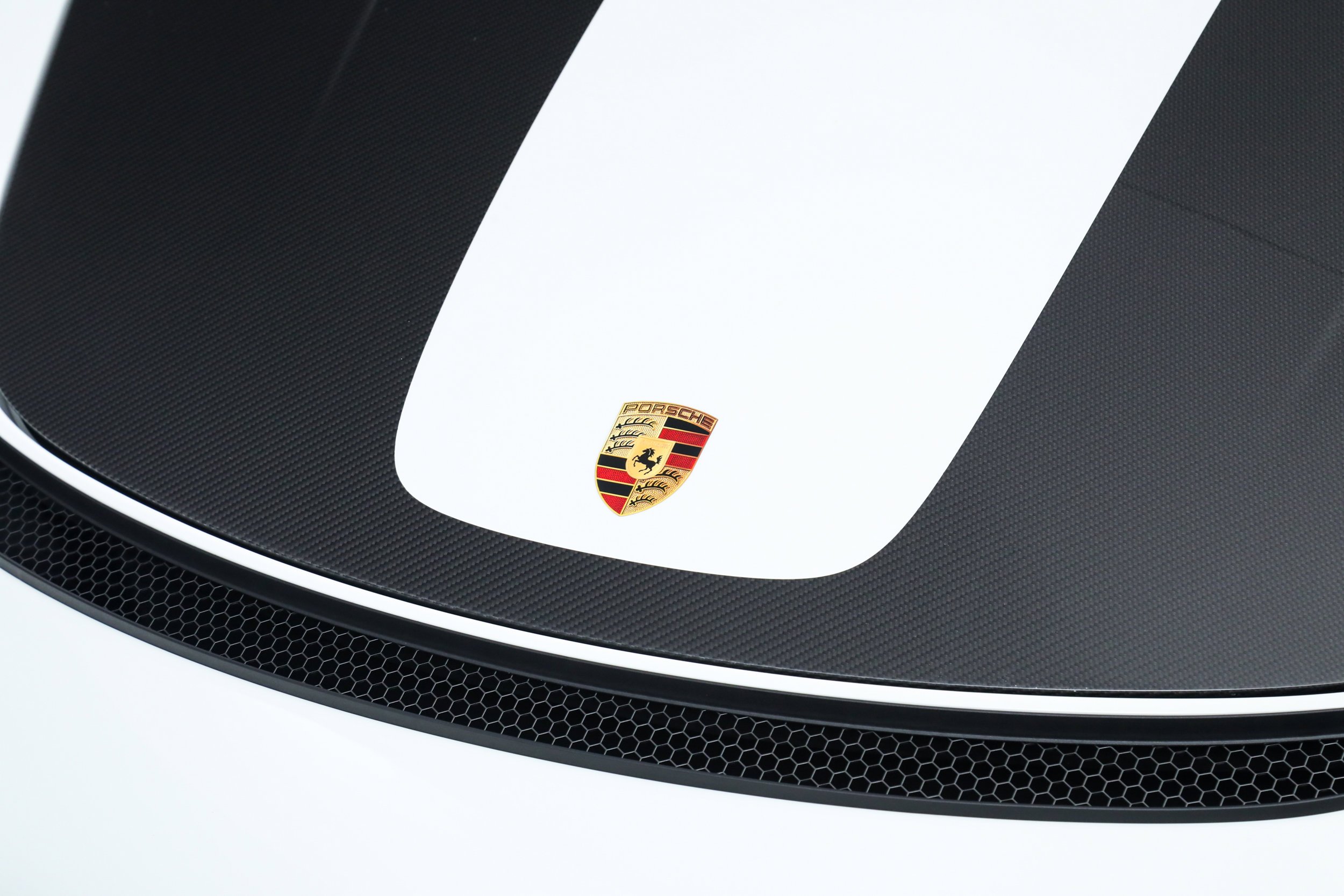 Used 2025 White Porsche GT4 RS Coupe image 11