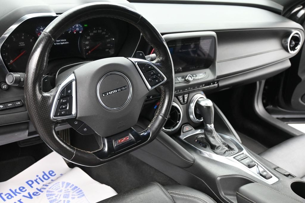 Used 2019 Black Chevrolet 2dr Conv SS w/2SS image 16