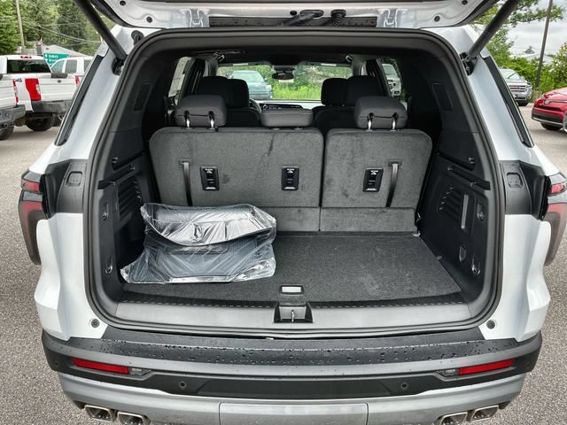2026 Chevrolet Traverse LT White at Spitzer Autoworld Chevy Buick GMC Cadillac