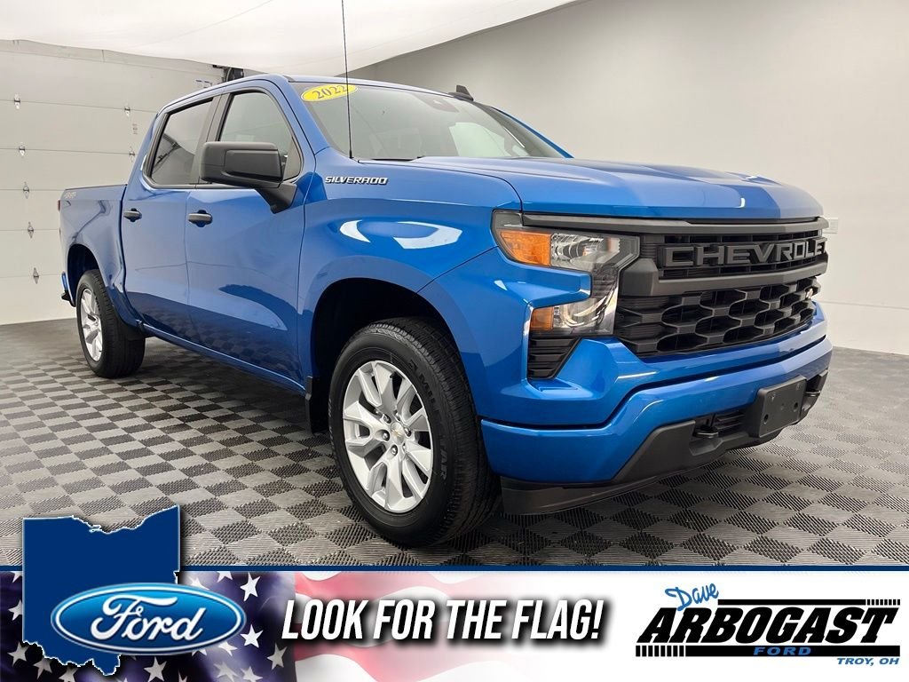 Used 2022 Glacier Blue Metallic Chevrolet Custom image 1
