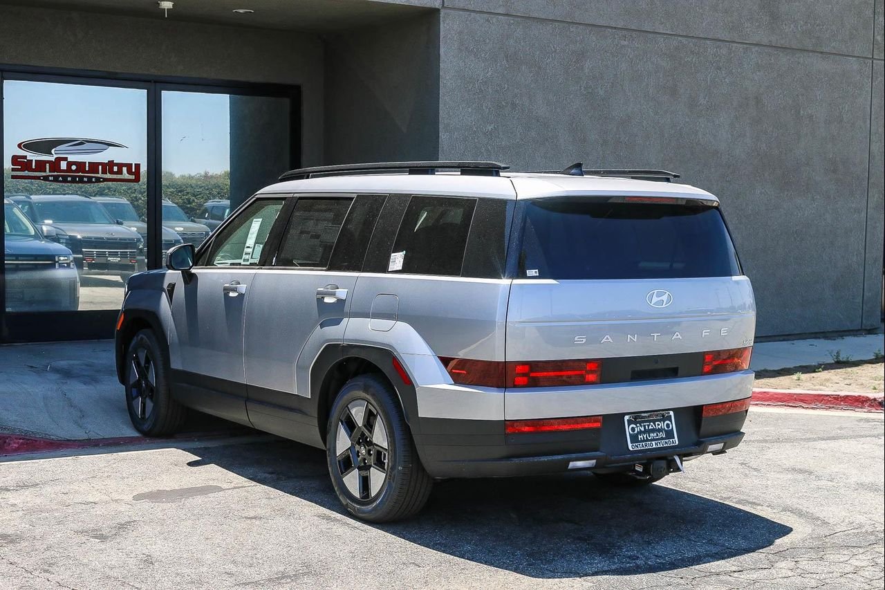 New 2026 Silver Hyundai SEL image 32