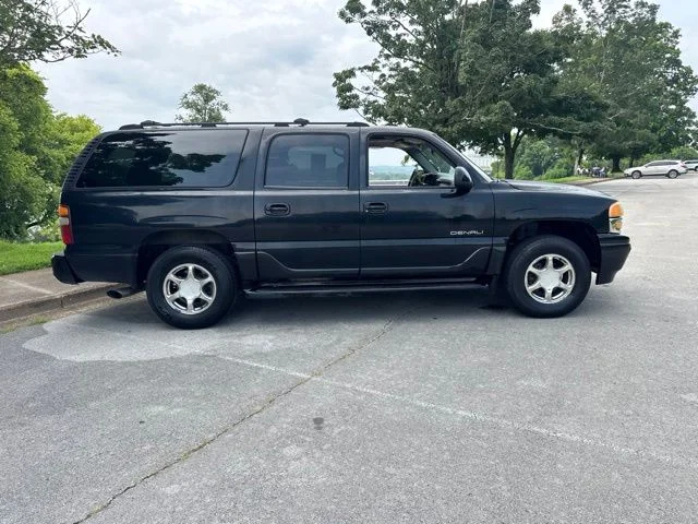 Used 2002 Black GMC Denali image 8