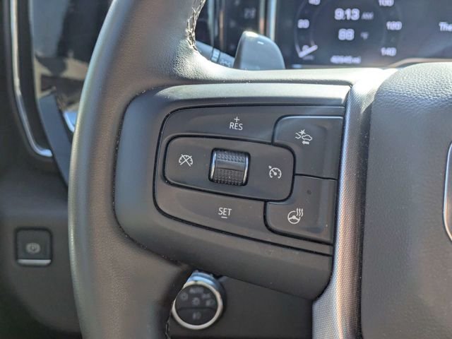 Used 2025 White GMC SLT image 25