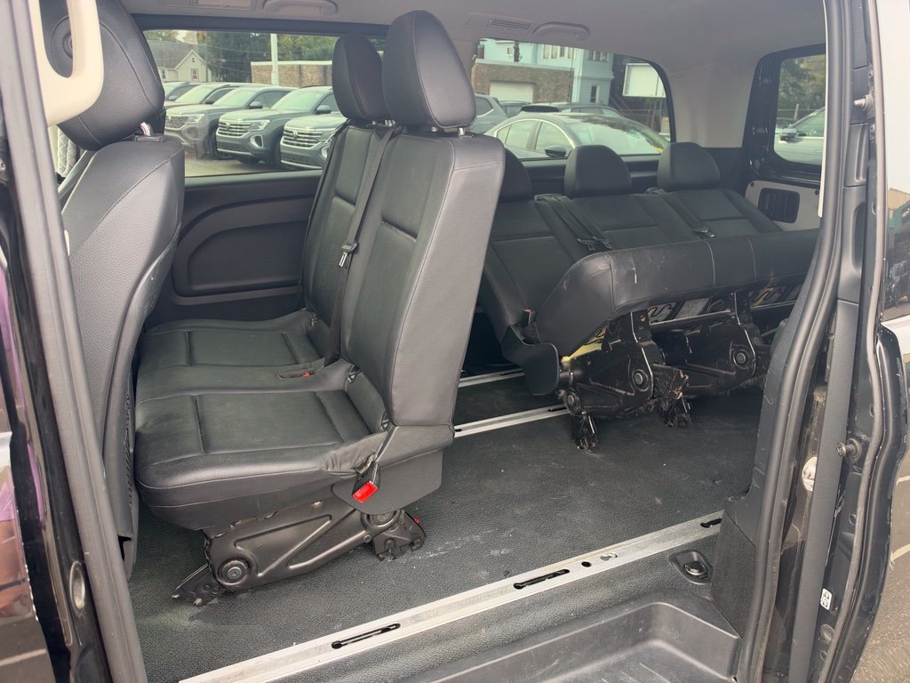 Used 2020 Black Mercedes-Benz Passenger image 7