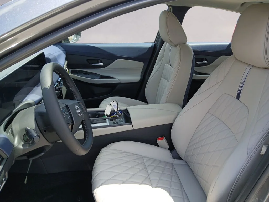 New 2026 Gun Metallic Nissan SL image 10