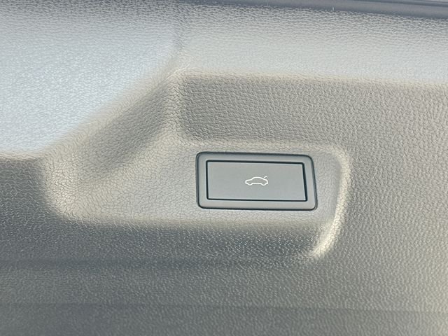 2025 Volkswagen ID. Buzz PRO S - Photo 19