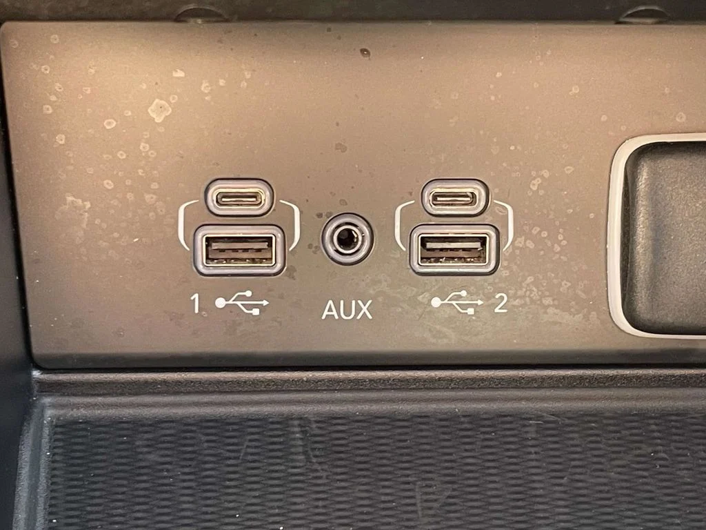 Used 2024 White Jeep Altitude X image 40