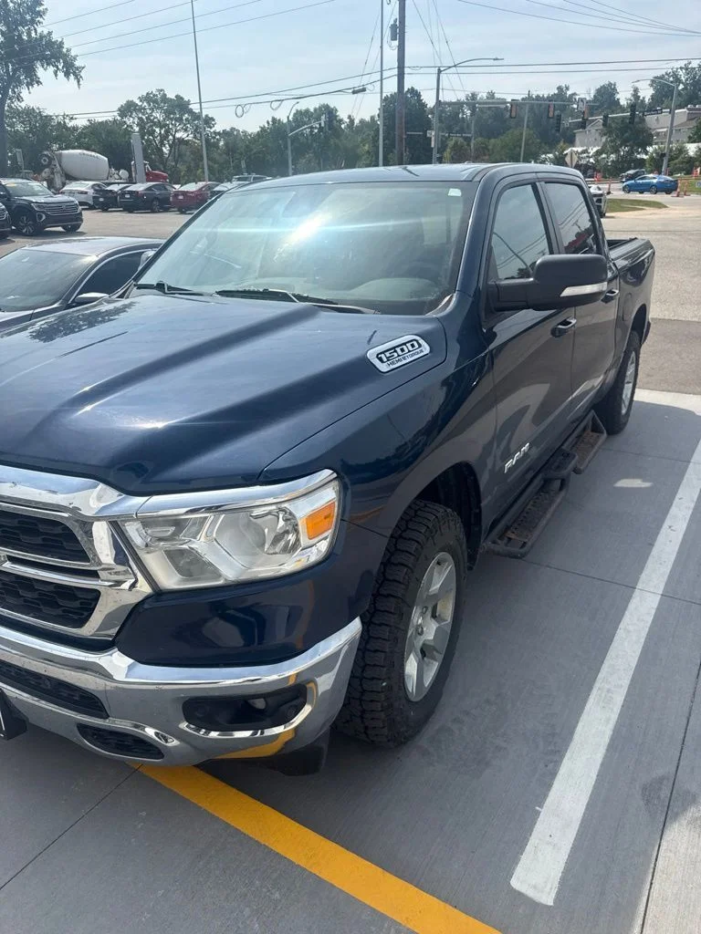 Used 2022 Blue Ram Big Horn/Lone Star image 4