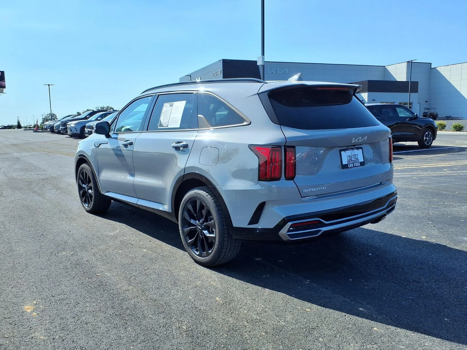 Used 2023 Wolf Gray Kia SX image 26
