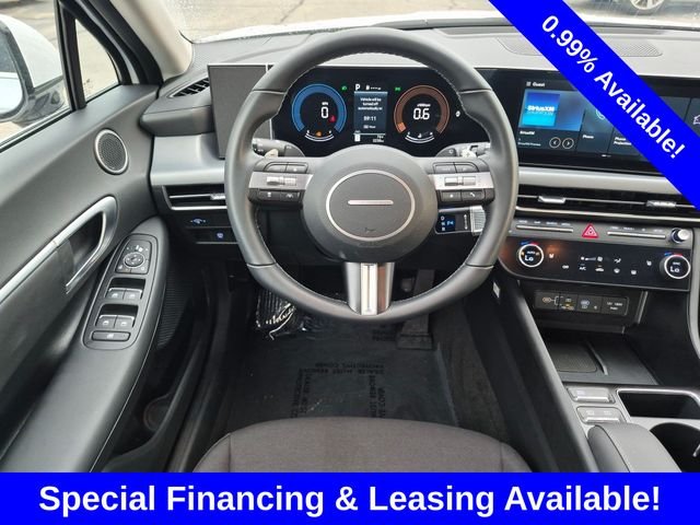 Used 2026 White Hyundai SEL Sport image 21