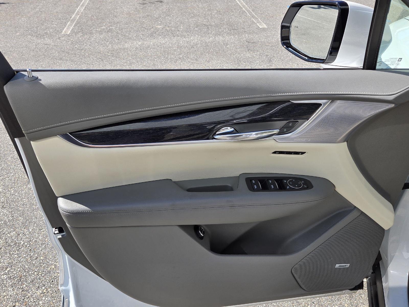 2024 Cadillac XT6 Premium Luxury - Photo 9