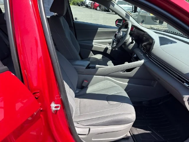Used 2023 Scarlet Red Pearl Hyundai SEL image 10