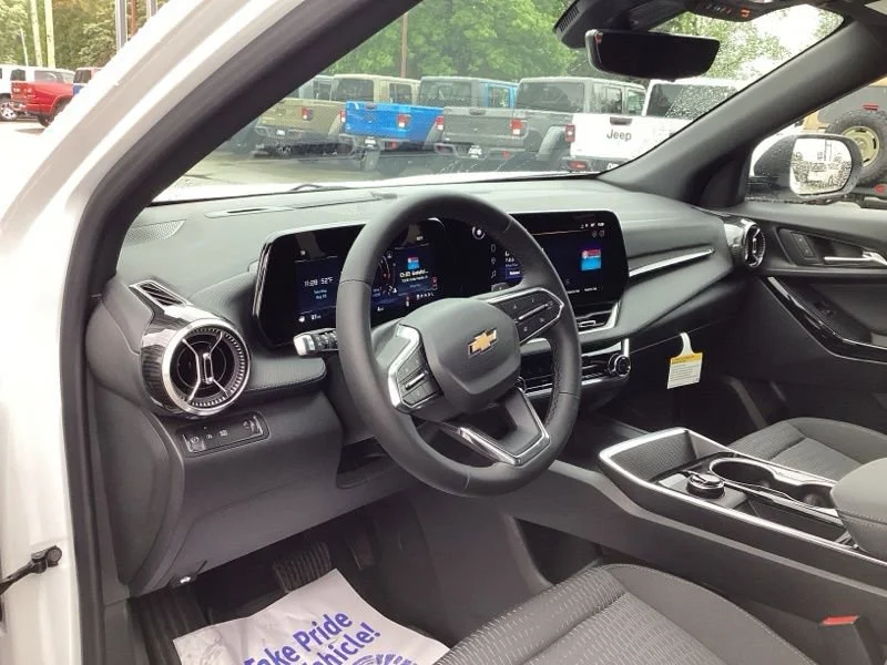 2026 Chevrolet Equinox LT - Photo 24