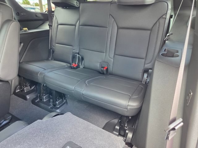 2026 GMC Yukon Denali - Photo 7