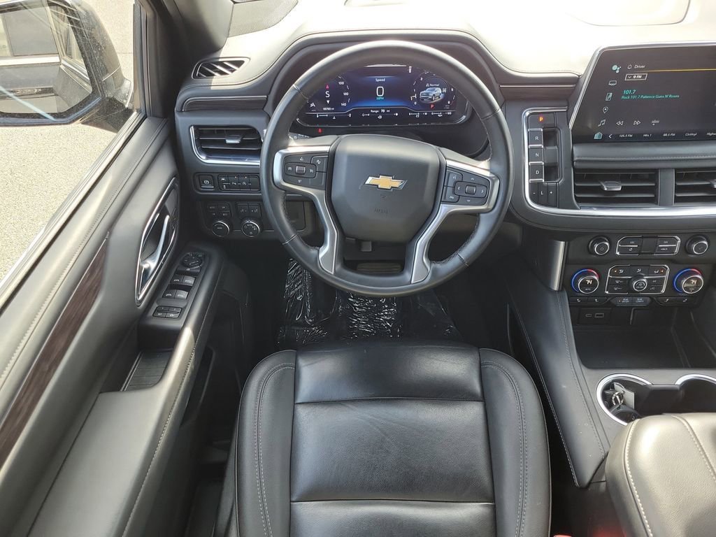 2024 Chevrolet Suburban LT - Photo 14
