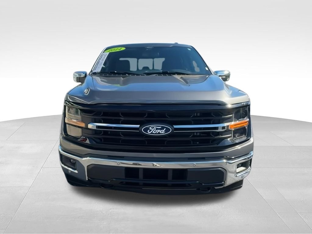 Used 2024 Gray Ford XLT image 3