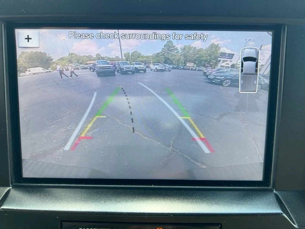 Used 2018 Gold Ford XLT image 16