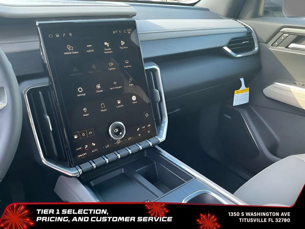 New 2026 Glacier White Tricoat GMC Elevation image 33