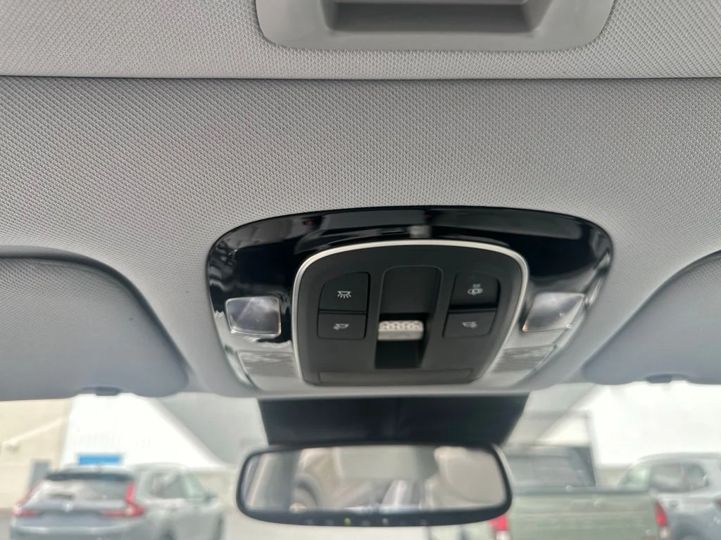Used 2020 Graphite Hyundai SEL image 22