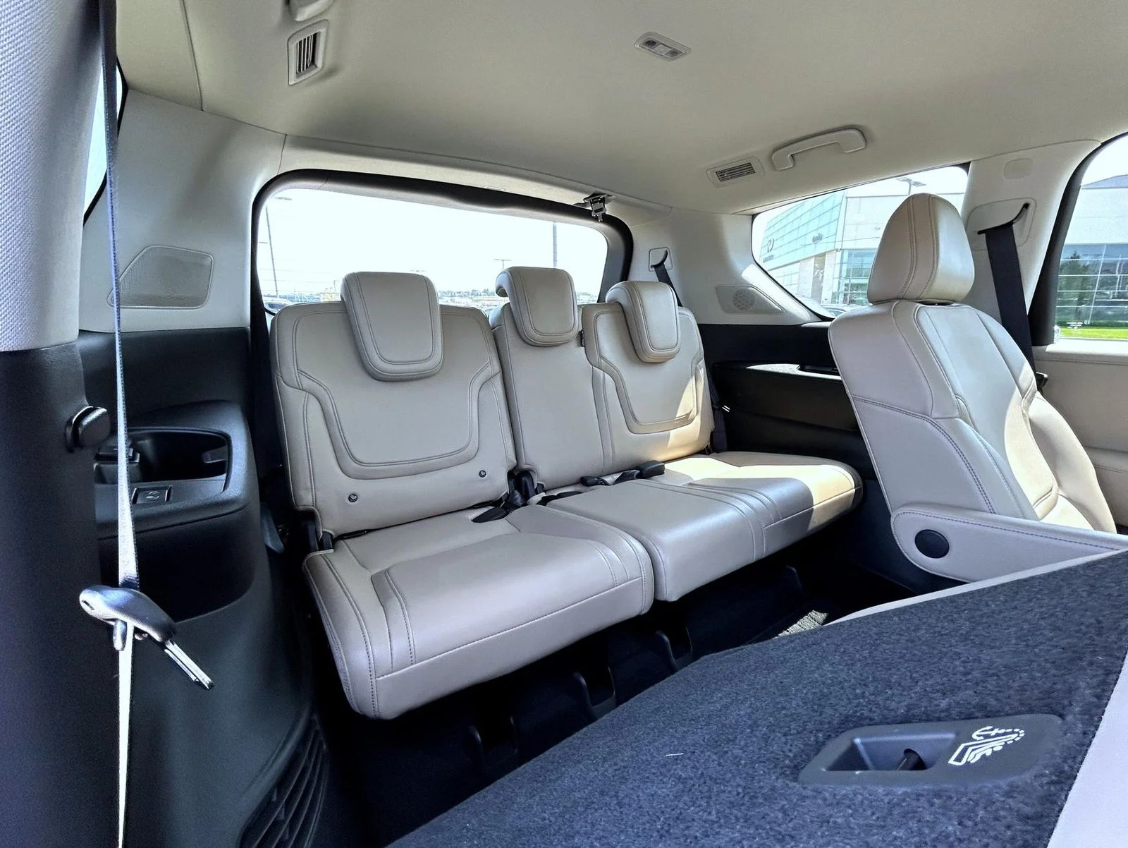 Used 2025 Black INFINITI PURE image 19