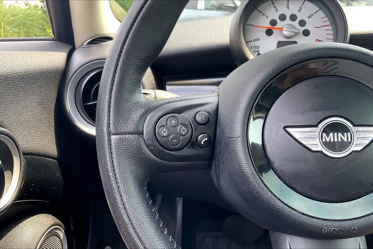 Used 2012  MINI  image 22