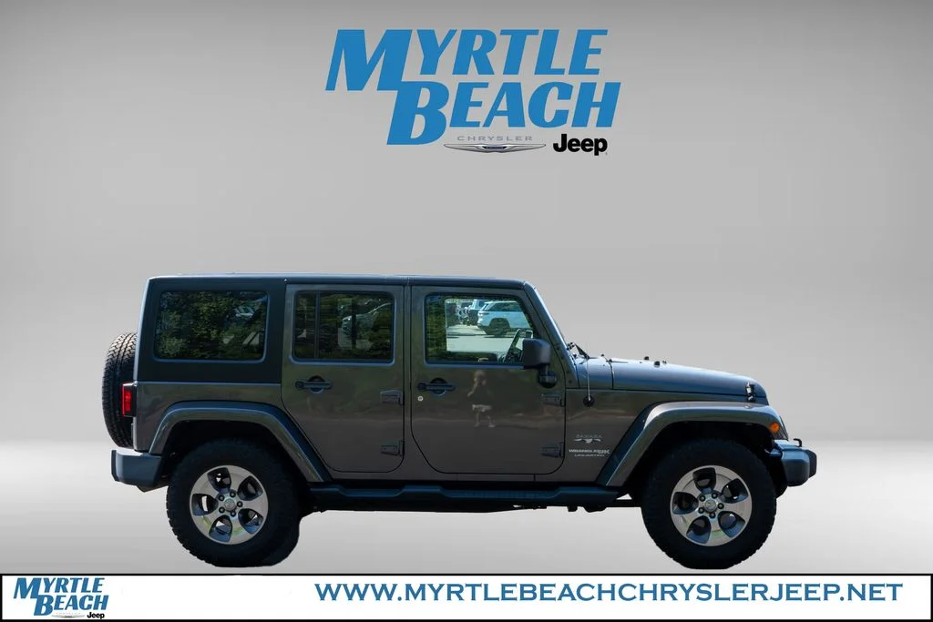 Used 2018 Granite Crystal Metallic Clearcoat Jeep Unlimited Sahara image 7